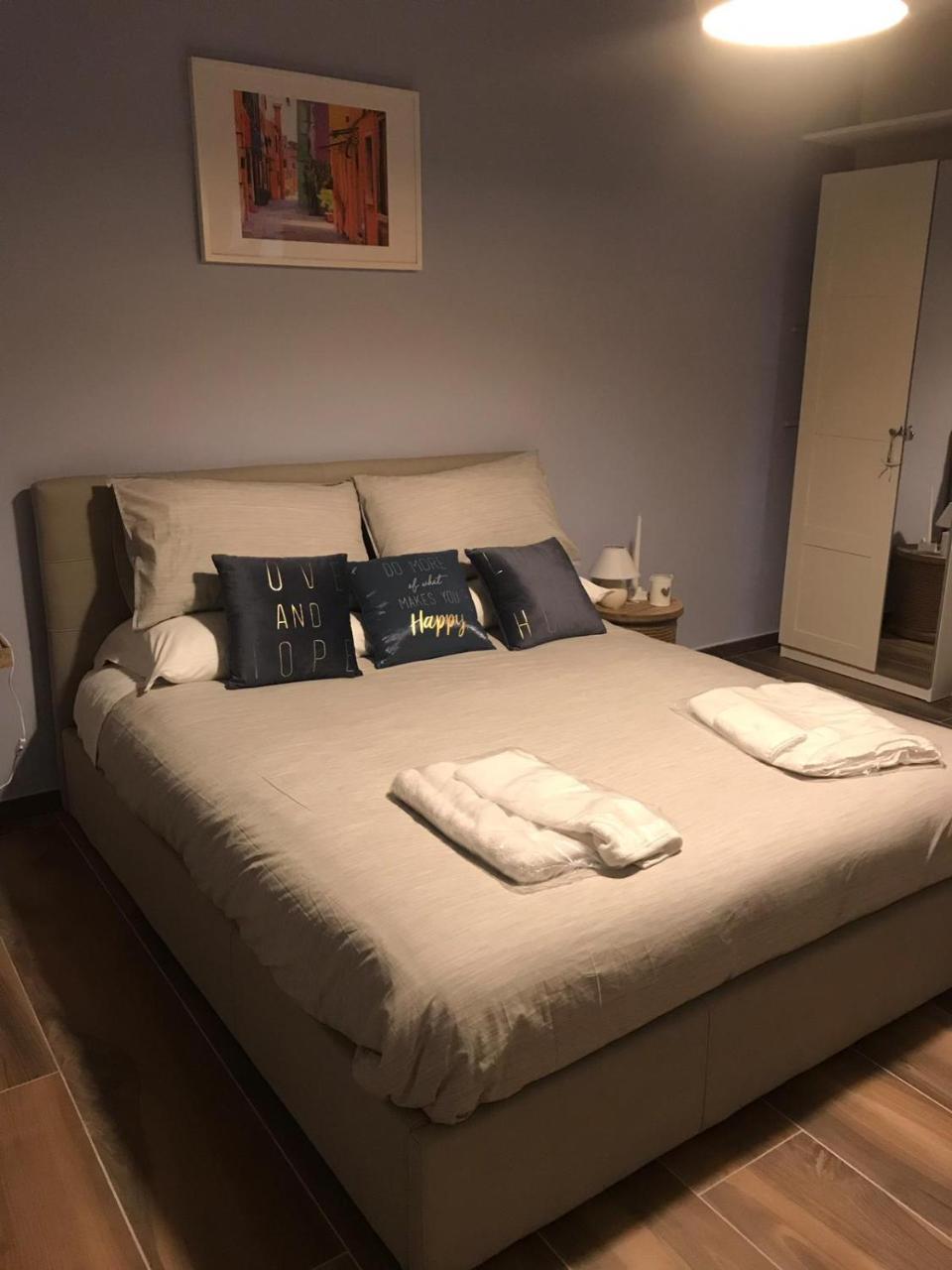 La Casa Di Alice Bed & Breakfast ซาแลร์โน ภายนอก รูปภาพ